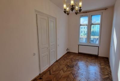 0 % comision, Locatie unica, Apartament in cladire istorica an 1900 0 % comision, Locatie unica, Apartament in cladire istorica an 1900 - 5