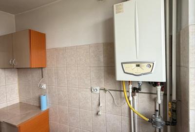 Apartament cu 3 camere semidecomandat în Alexandru Obregia - 4