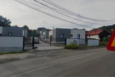 Casă cu 3 camere cu Teren 300 Mp în Exterior Nord - 1