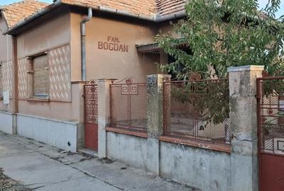 Casă cu 4 camere cu Teren 718 Mp în Pesac - 3