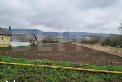 Casă cu 4 camere cu Teren 700 Mp în Șieu - 2