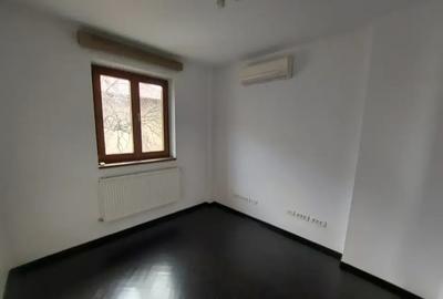 Apartament cu 3 camere decomandat în Mihai Bravu - 3