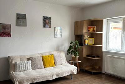 Apartament cu 3 camere decomandat în Hipodrom 3 - 4