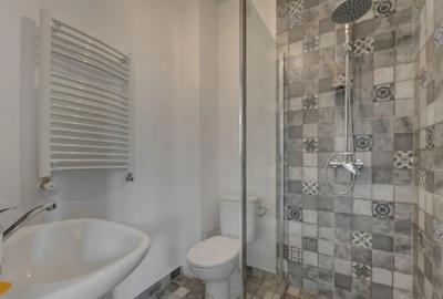 Casă cu 3 camere cu Canalizare în Calea Călărașilor - 10