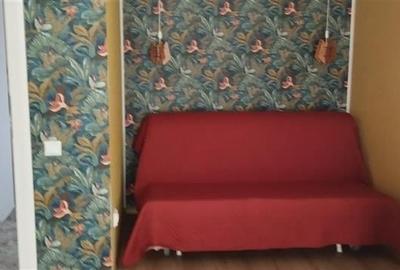 O casa mobilata, utilata, cu gradina mare, posibilitate tren spre Bucuresti din - 14