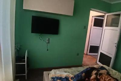 Apartament cu 3 camere decomandat în Traian - 6