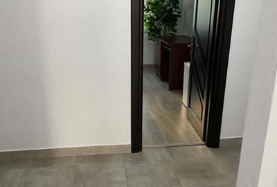 Vand inchiriez spatiu comercial 85 mp Calimanesti - 1