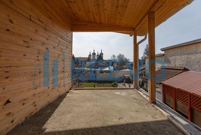 Spațiu comercial, de 430 mp, în Central - 95