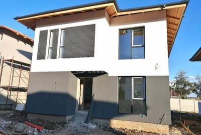Casă cu 5 camere cu Teren 316 Mp în Prelungirea Ghencea