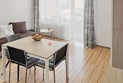 Zona Comerciala Aproape - 3