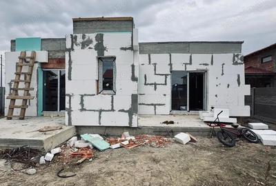 MT236 Duplex, doua unitati, Mosnita Noua, pe parter, toate utilitatile, 1,5km de asfalt - 1