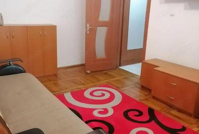 Garsonieră în Girocului