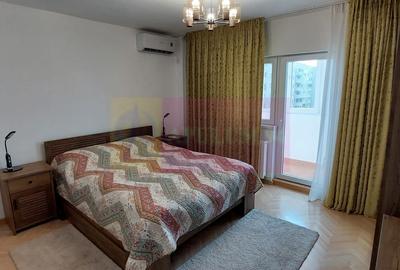 Apartament cu 3 camere decomandat în Decebal - 4