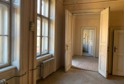 Apartament cu 3 camere decomandat în Central - 5