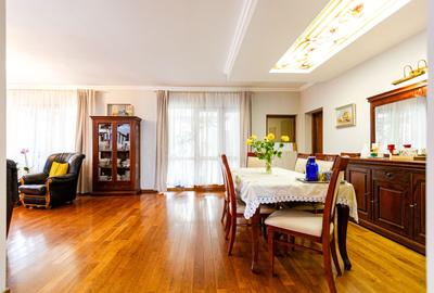 Casă individuală cu garaj - Confort premium - Comision 0% - 28