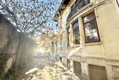 APARTAMENT IN VILA INTERBELICA/ARHITECTURA SUPERBA/INTRARE SEPARATA/DOROBANTI - 36
