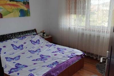 Apartament cu 2 camere semidecomandat în Decebal