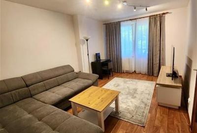 Trei camere cu doua bai, mobilat si utilat complet Centrul civic, Brasov