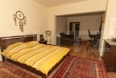 Casă cu 8 camere cu Piscina în Central - 15