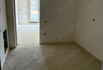 Garsonieră decomandată în Poarta 6 - 2