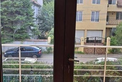 Vila foarte frumoasa langa  PALATUL si LACUL MOGOSOAIA - 18
