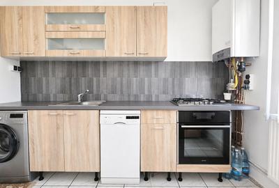 Apartament cu 2 camere semidecomandat, mobilat în Complex Studențesc - 1