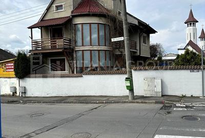 Casă cu 4 camere în Bartolomeu - 2