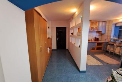 Ultracentral Târgoviște,  vânzare apartament 4camere/2balcoane - 25