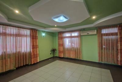 Spatiu comercial, 800mp, Rovine, zona Piata Centrala - 4