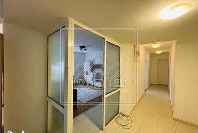 Apartament cu 3 camere în Ștrand - 11