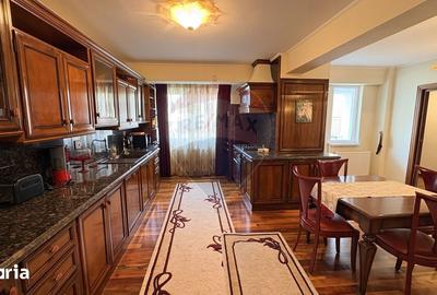 Apartament cu 3 camere în Central - 15