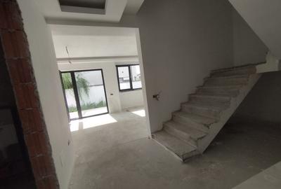 Casa cu 4 camere|zona foarte buna|COMISION 0% - 14