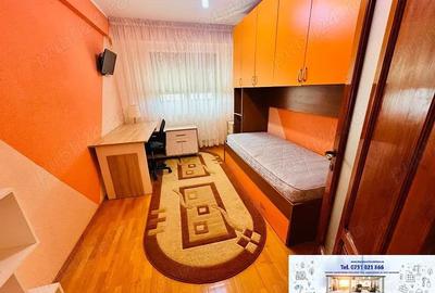 Apartament cu 4 camere în Micro 20 - 1