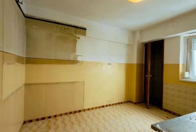 Apartament cu 4 camere decomandat în Titulescu - 2