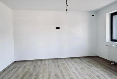 Casă cu 3 camere cu Teren 508 Mp în Sânmihaiu Român - 6