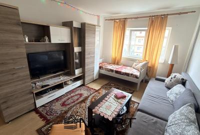 Apartament cu 2 camere decomandat în Ștrand - 1