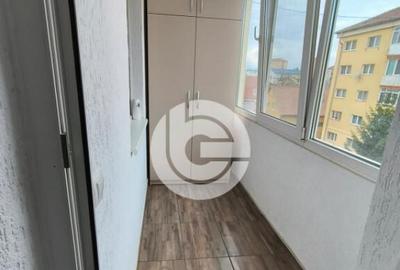 Apartament 4 camere -70 mp decomandat - Vasile Aron - 1