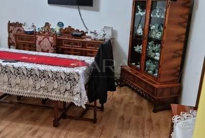 Casă individuală cu 4 camere cu Canalizare în Iris - 1