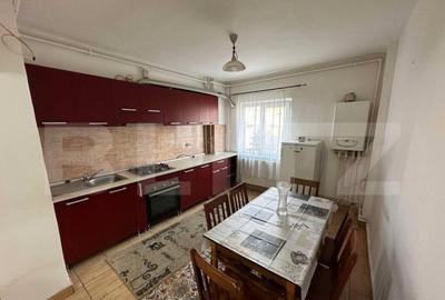 Apartament de vanzare, cu 2 camere, 42 mp, zona Decebal - 1
