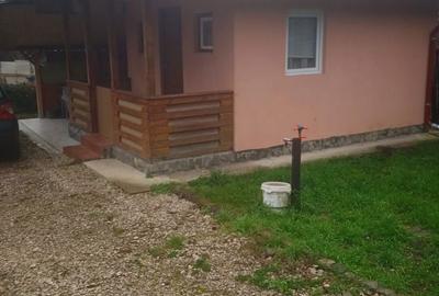 Casă în Moroeni - 6
