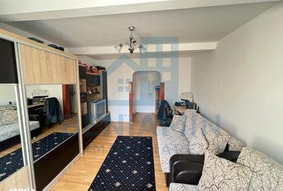 Apartament cu 2 camere decomandat în Bartolomeu - 8