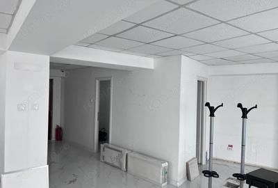 Spațiu comercial, de 76 mp, în Gării - 4