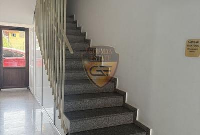 Apartament cu 2 camere decomandat în Km 5 - 2