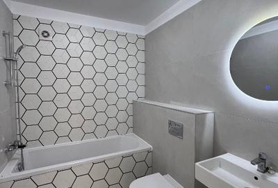 Apartament cu 3 camere decomandat în Tractorul - 3