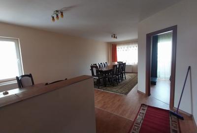 Apartament cu 2 camere semidecomandat, mobilat în Florești - 5