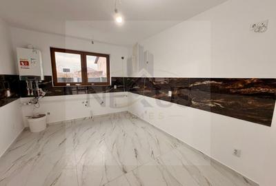 Casă cu 5 camere cu Teren 313 Mp în Berceni - 11