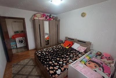 Apartament cu 3 camere decomandat în Central - 1