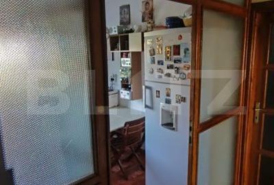 Apartament cu 3 camere decomandat în Circumvalațiunii - 2