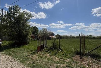 Teren intravilan de 1226 mp, în Chișirid - 6