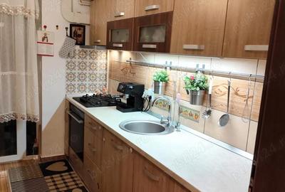 Apartament cu 2 camere decomandat în Central - 9